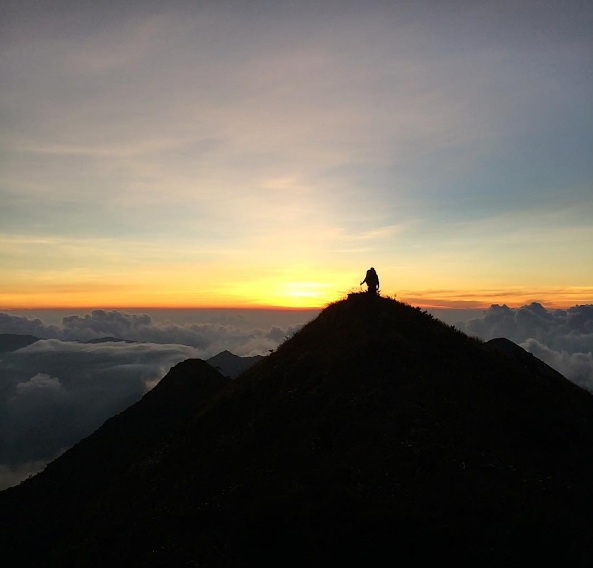 TRAVEL: This Mountain in Mindoro Is Tough to Climb but the View from ...