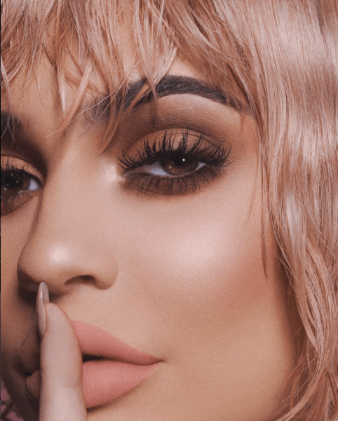 Kylie Jenner Teases Fans With Sneak Peek Of New Highlighters - When In  Manila