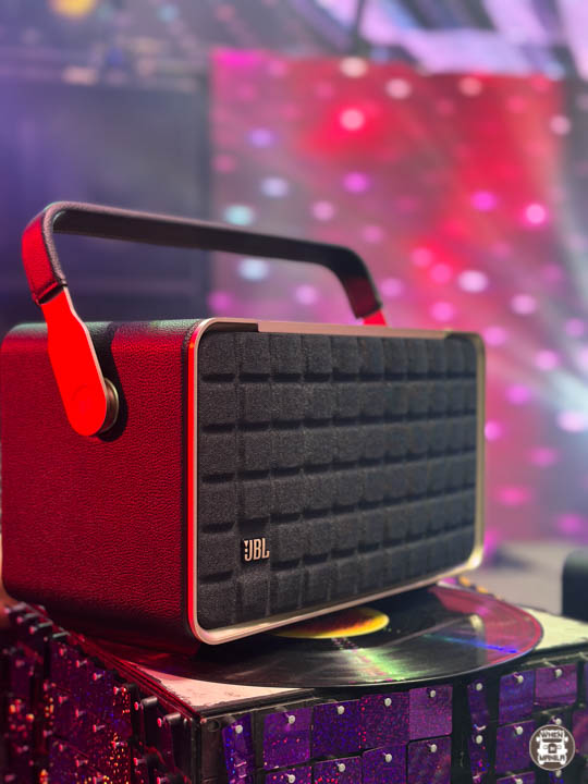 JBL Authentics 7882