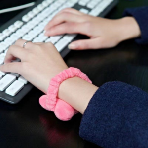 Hair Tie Doubles As a Wrist Pad Lazada